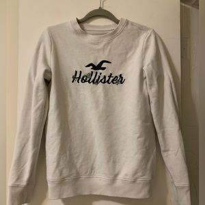 hollister crewneck